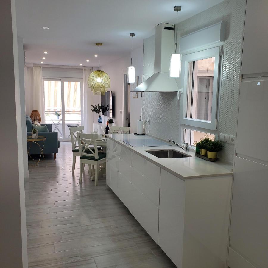 Stay In Torrevieja Cozy City & Sea Exterior photo